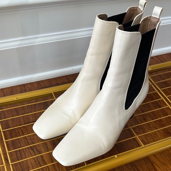 Sam Edelman White/Cream Heeled Boots - Picture 2 of 5